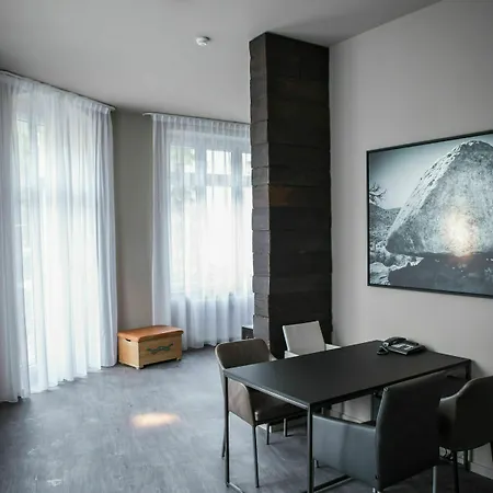Chrome Otel 4*